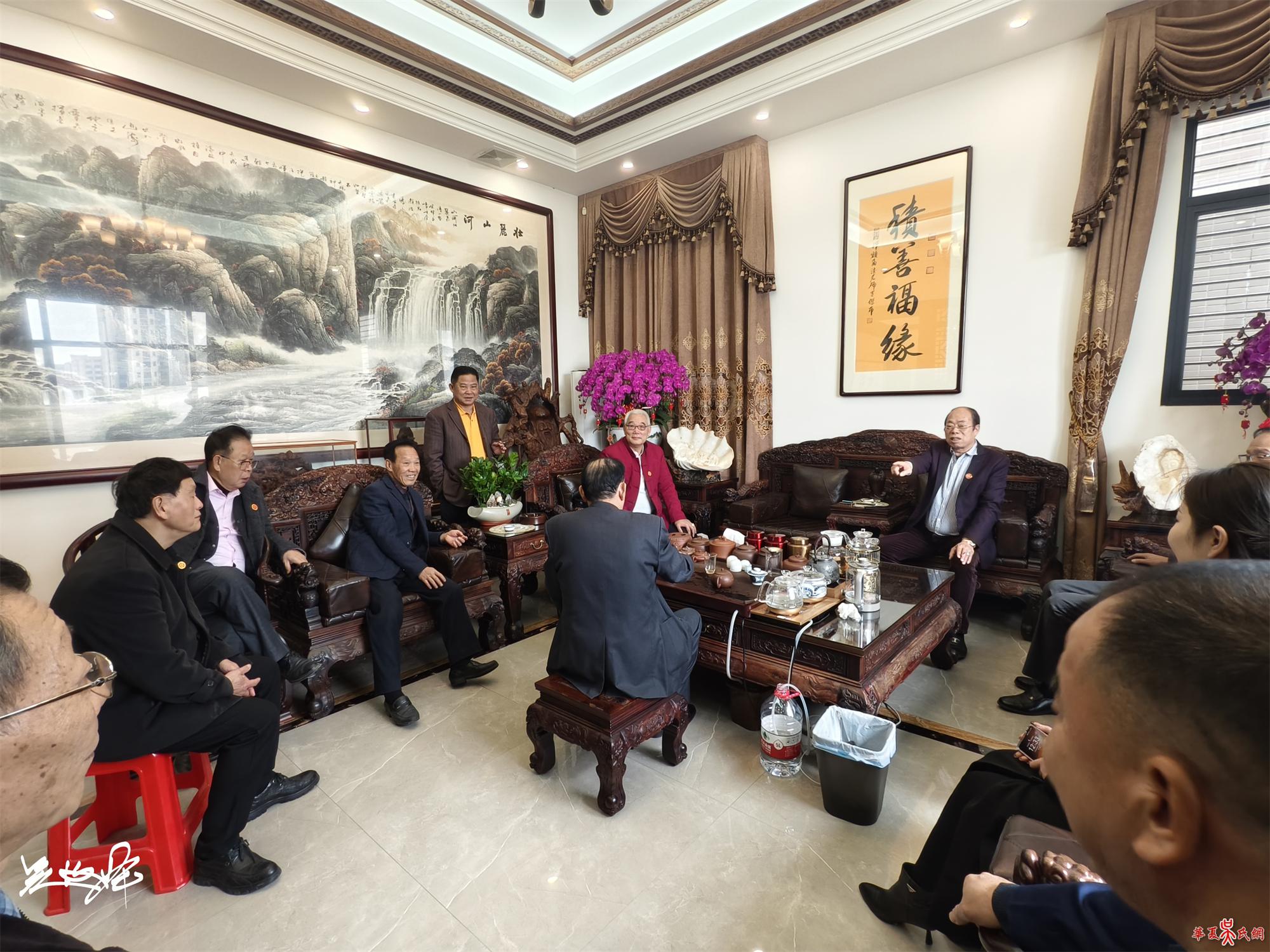 云霄吴会携手众多宗贤拜访世吴会主席吴汉龙 图4
